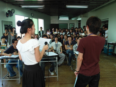 フィリピン・セブ市の英語学校『LIFE CEBU』で議論大会